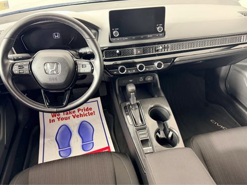 Used 2024 Honda Civic EX image 11