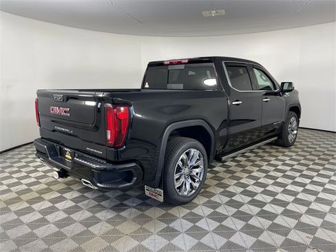 New 2026 GMC Sierra 1500 Denali w/ Denali Reserve Package image 18