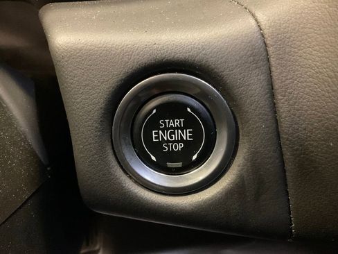 Used 2024 Chevrolet Tahoe LT image 12