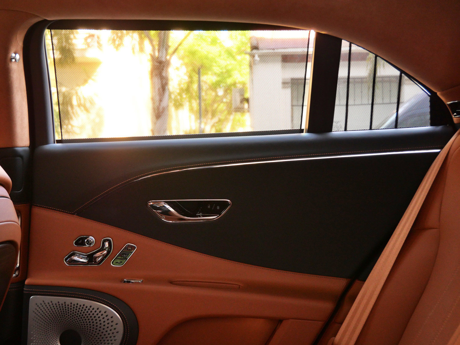 New 2026 Bentley Flying Spur V8 AWD/4WD image 21