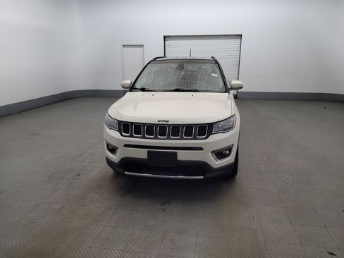 Used 2018 Jeep Compass Limited AWD/4WD image 15