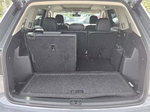 Certified 2025 Volkswagen Atlas SE w/ Panoramic Sunroof Package image 15