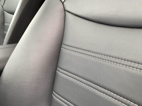 Used 2025 Toyota RAV4 XLE Premium image 34