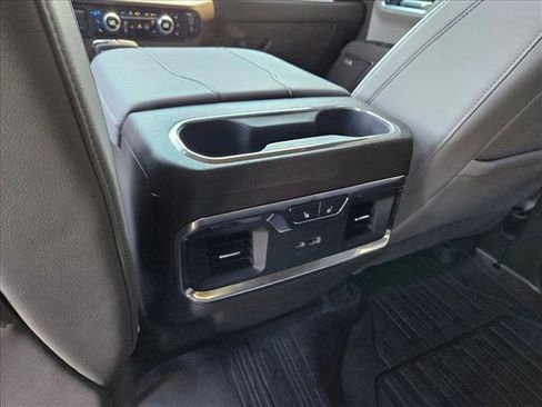 Used 2025 GMC Sierra 1500 SLT w/ SLT Premium Package AWD/4WD image 18