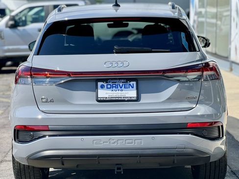 Used 2024 Audi Q4 e-tron Premium w/ Convenience Package AWD/4WD image 5