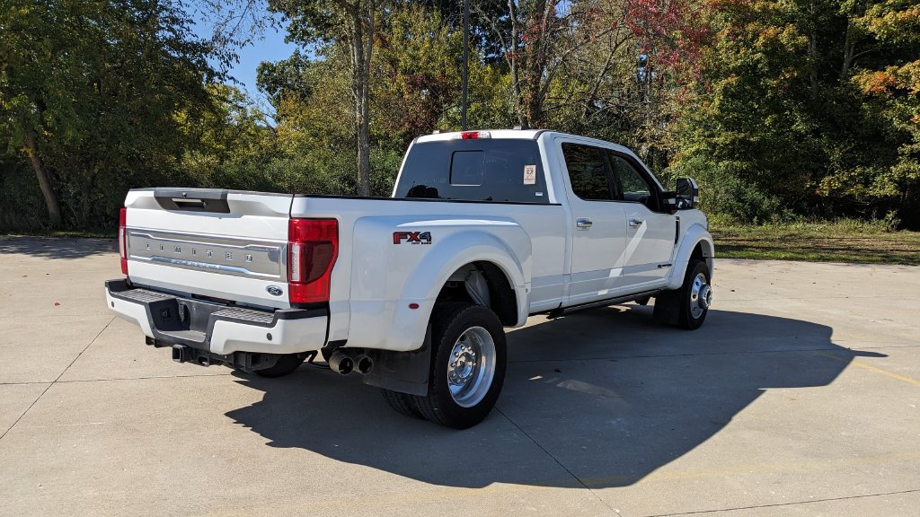 Used 2022 Ford F450 Limited w/ FX4 Off-Road Package AWD/4WD image 3