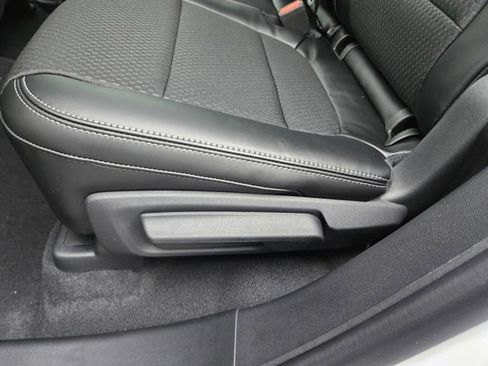 New 2026 Ford Escape SE image 19