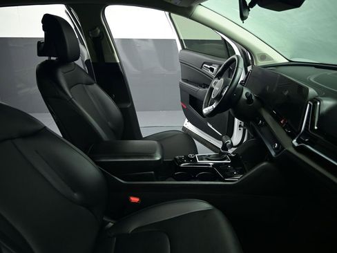Used 2024 Kia Sportage EX image 27