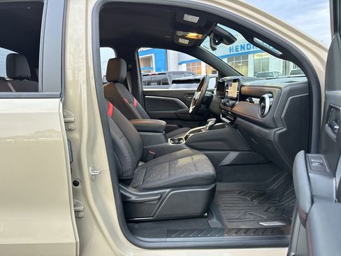 Used 2023 Chevrolet Colorado Z71 w/ Z71 Convenience Package 2 image 32