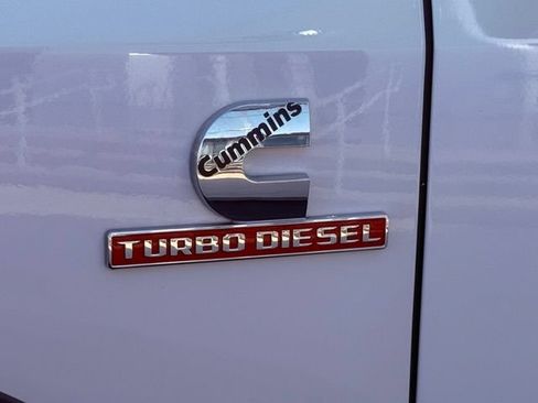 Used 2023 RAM 2500 Limited AWD/4WD image 7
