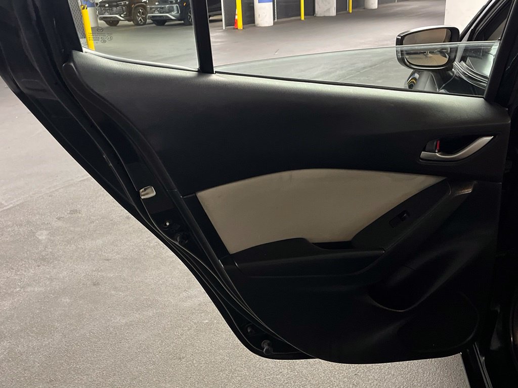 Used 2014 MAZDA MAZDA3 i Touring FWD image 17