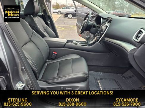 Used 2023 Nissan Maxima SL image 33