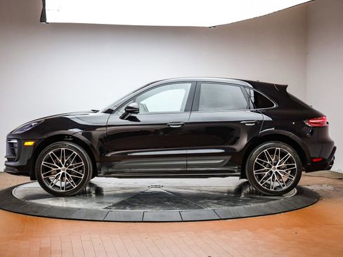 Used 2025 Porsche Macan image 34