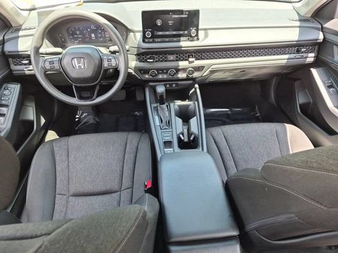 Used 2025 Honda Accord SE image 25