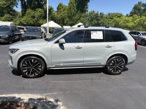 Used 2026 Volvo XC90 B6 Plus w/ Protection Package Premier AWD/4WD image 32