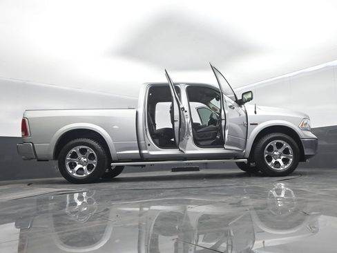 Used 2018 RAM 1500 Laramie RWD image 75