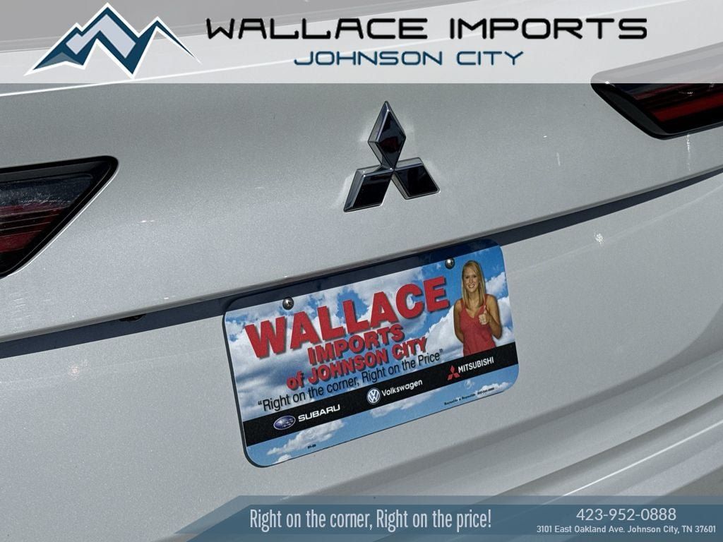 Used 2025 Mitsubishi Outlander AWD image 10