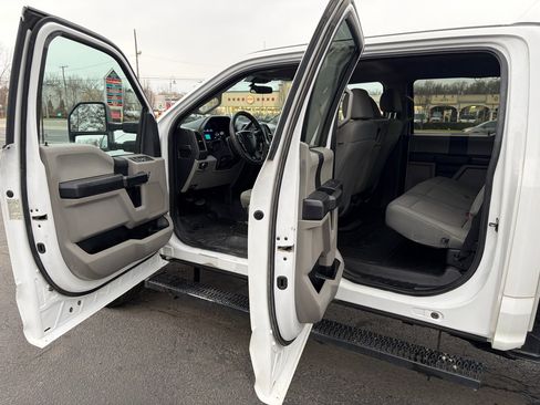 Used 2020 Ford F250 XL w/ Power Equipment Group image 24