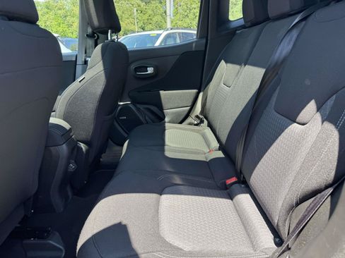 Used 2021 Jeep Renegade Latitude w/ Sun & Sound Group AWD/4WD image 14