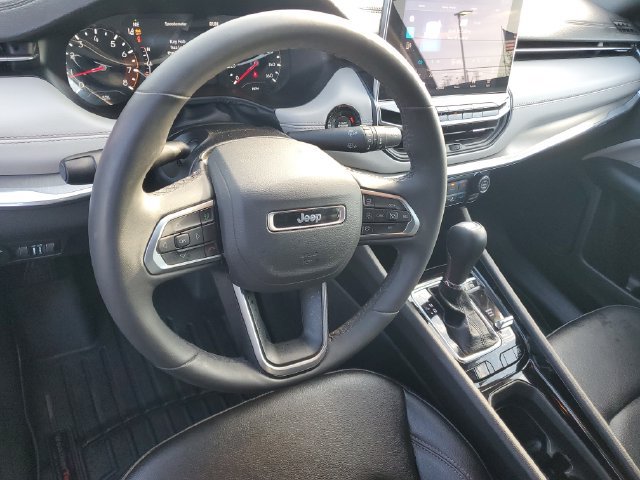 Used 2024 Jeep Compass Limited AWD/4WD image 18