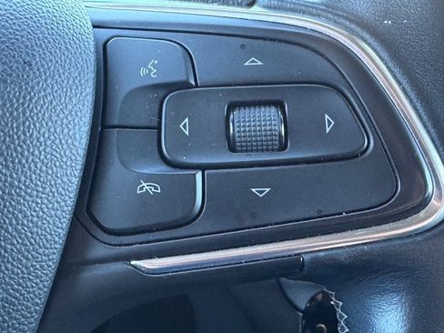 Used 2022 Buick Encore GX Select image 19