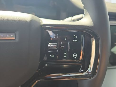 Certified 2025 Land Rover Range Rover Evoque S AWD/4WD image 21