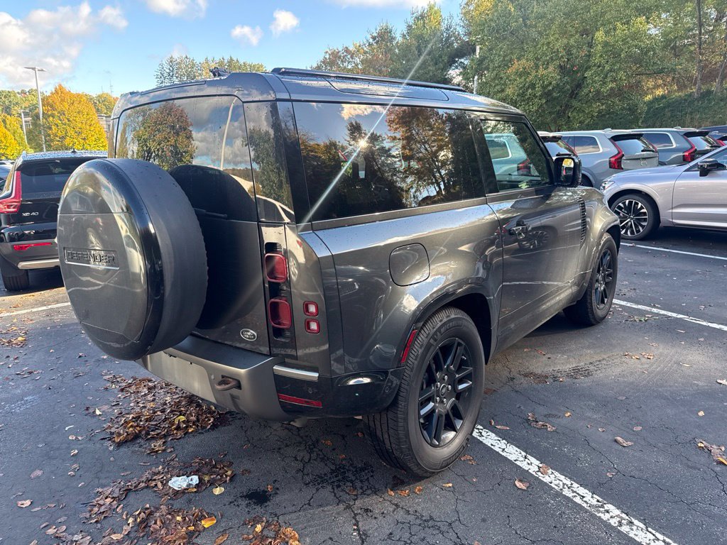Used 2021 Land Rover Defender 90 X-Dynamic S AWD/4WD image 6