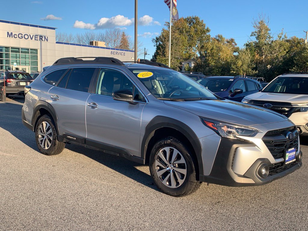Used 2025 Subaru Outback Premium AWD/4WD image 30