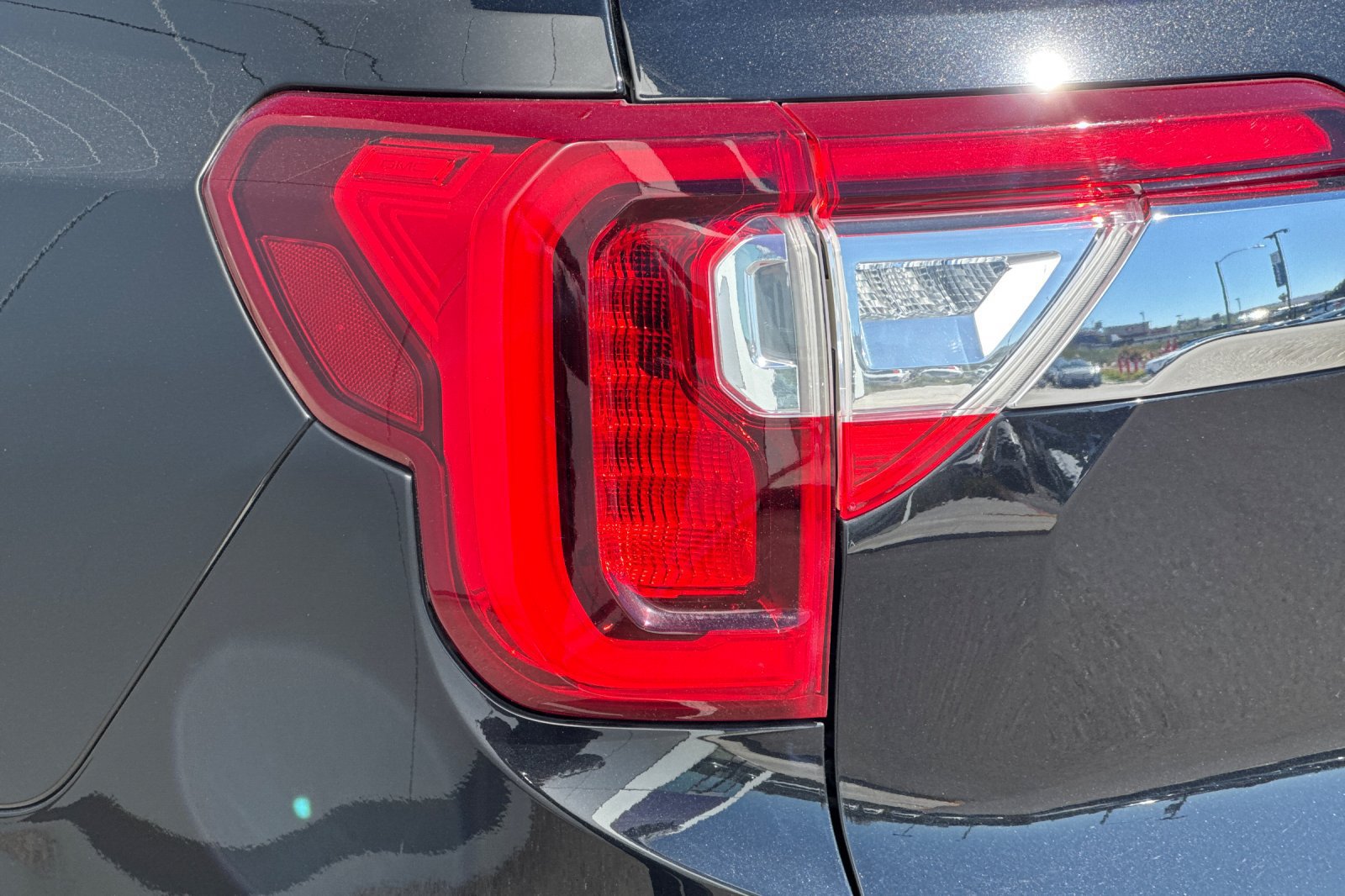 Used 2023 GMC Acadia Denali FWD image 35