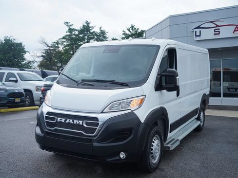 Used 2025 RAM ProMaster 2500 w/ U-Haul Equipment Group FWD image 5
