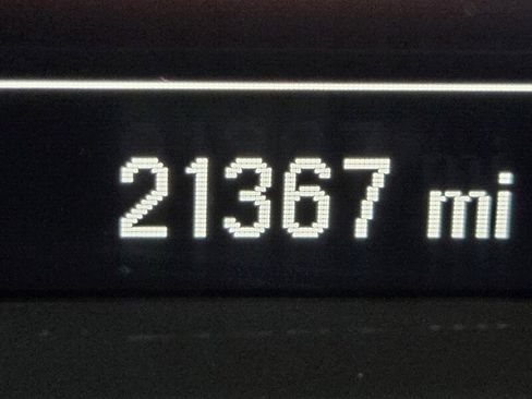 Used 2023 Chevrolet TrailBlazer RS w/ Sun and Liftgate Package image 23