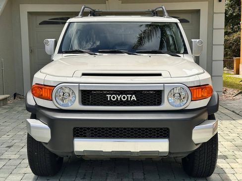 Used 2014 Toyota FJ Cruiser 4WD w/ Upgrade Package image 25