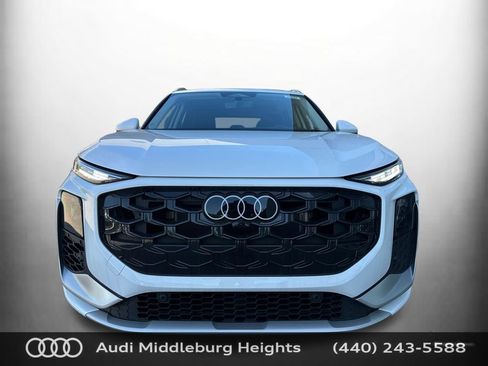 Used 2026 Audi Q3 quattro 2.0T AWD/4WD image 2