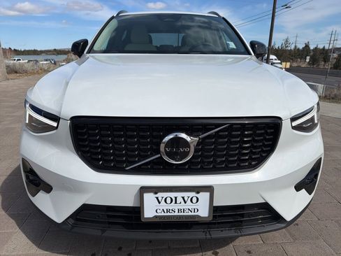 New 2026 Volvo XC40 B5 Plus w/ Protection Package Premier AWD/4WD image 3