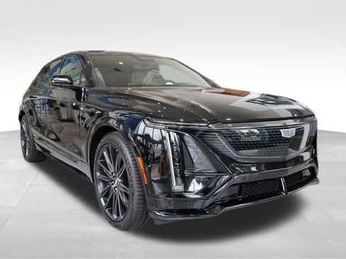 New 2026 Cadillac Lyriq V image 1