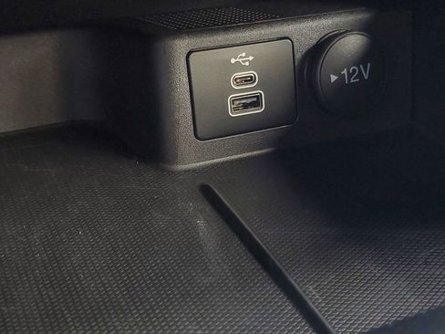 Used 2025 Ford Escape ST-Line w/ Cold Weather Package image 27