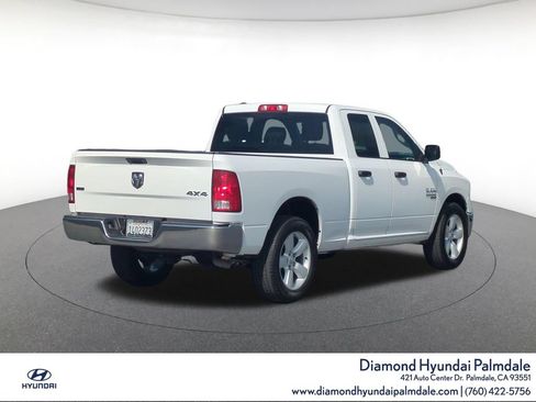 Used 2024 RAM 1500 Classic SLT AWD/4WD image 7