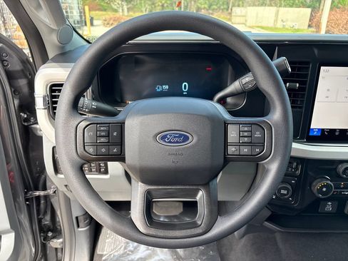New 2026 Ford F250 XLT w/ XLT Premium Package AWD/4WD image 16