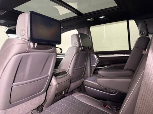 Used 2025 Cadillac Escalade V w/ LPO, ONYX Package AWD/4WD image 23