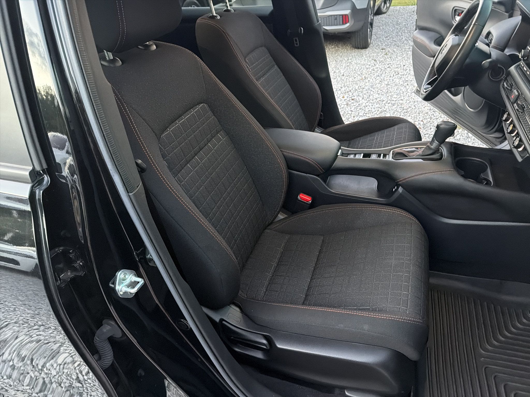 Used 2024 Honda HR-V Sport image 27