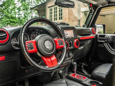 Used 2014 Jeep Wrangler Unlimited Rubicon AWD/4WD image 51