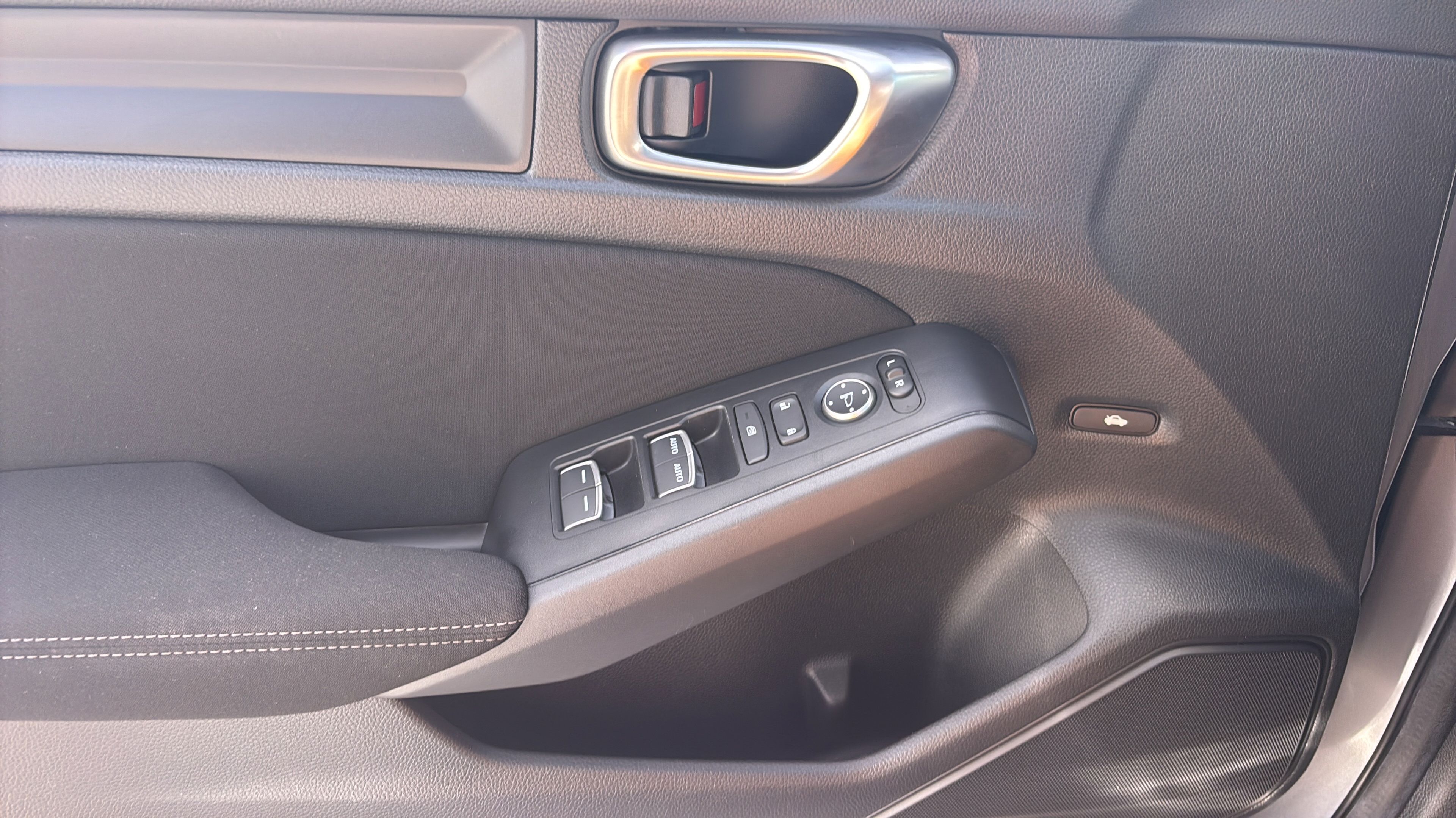Certified 2024 Honda Civic Sport image 17