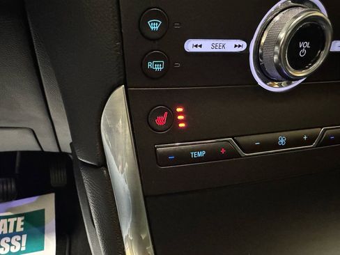 Used 2019 Ford Edge Titanium w/ Cold Weather Package image 20