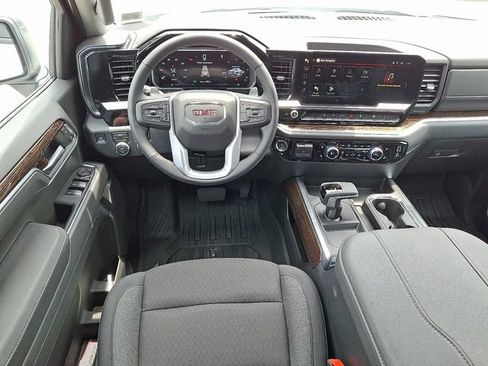 New 2026 GMC Sierra 1500 Elevation w/ Preferred Package AWD/4WD image 12