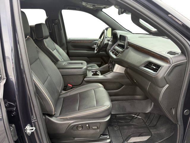 Used 2024 Chevrolet Suburban Premier AWD/4WD image 12