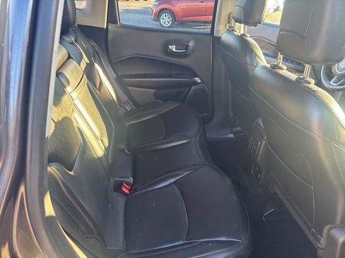 Used 2019 Jeep Compass Limited image 19