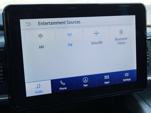 Used 2024 Ford Explorer XLT w/ Equipment Group 202A AWD/4WD image 41