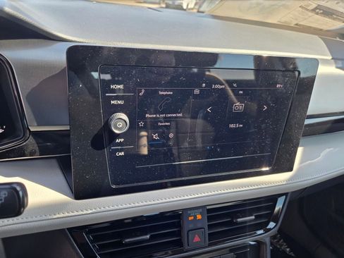 New 2026 Volkswagen Taos S image 11