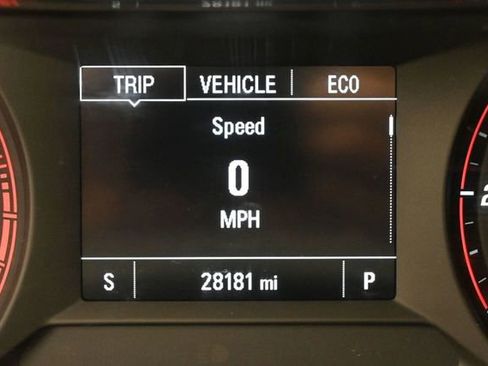 Used 2022 Chevrolet TrailBlazer RS FWD image 41