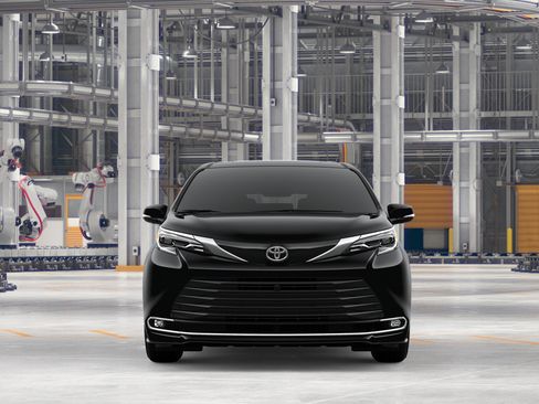 New 2026 Toyota Sienna Platinum AWD/4WD image 17